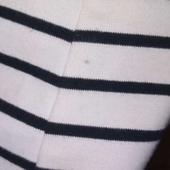 Old Navy Striped Sweater USED GENTLY - Picture 6 of 6